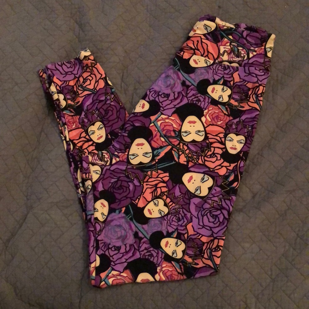Lularoe TC2 Villans leggings